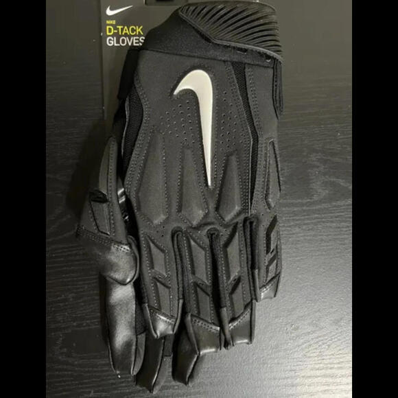 NIKE D-TACK ADULT LINEMAN PADDED FOOTBALL GLOVES, GF0655-937